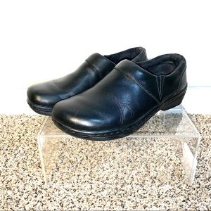 Klog Black Leather Ergonomic Clogs. Women’s Sz 8M